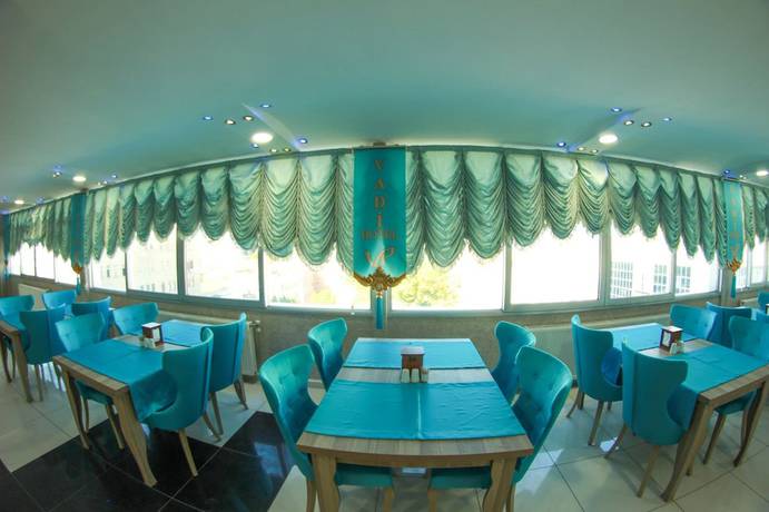 Imagen del bar/restaurante del Hotel Park Vadi. Foto 4