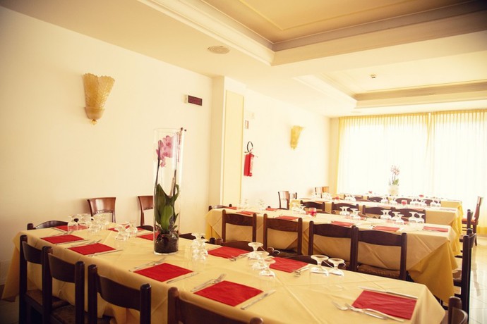 Imagen del bar/restaurante del Hotel Park Venezia. Foto 4