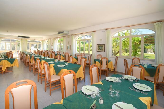 Imagen del bar/restaurante del Hotel Park Victoria. Foto 12