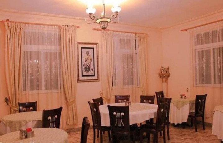 Imagen general del Hotel Park View Courts. Foto 3