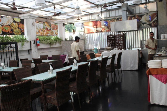 Imagen del bar/restaurante del Hotel Park View Mumbai. Foto 3