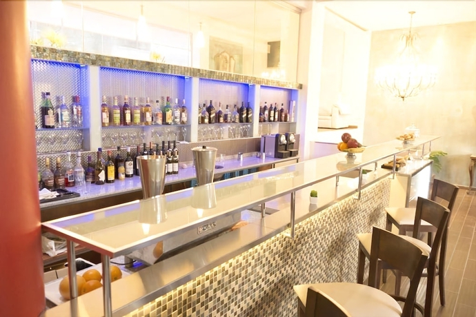 Imagen del bar/restaurante del Hotel Park View and Residences. Foto 4