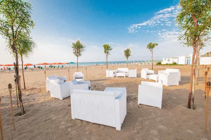 Imagen de los exteriores del Hotel Park Villa Americana. Foto 10