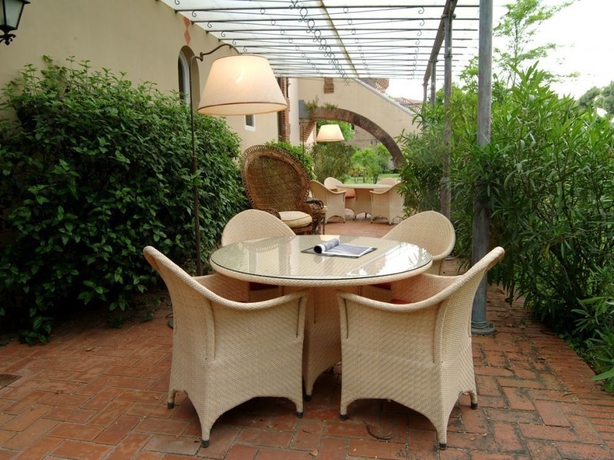 Imagen de los exteriores del Hotel Park Villa Ariston. Foto 13