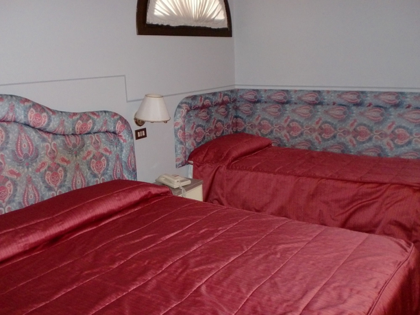 Imagen de la habitación del Hotel Park Villa Giustinian. Foto 9