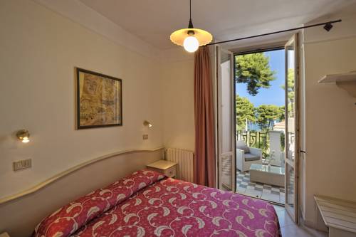 Imagen de la habitación del Hotel Park Villa Maria. Foto 12