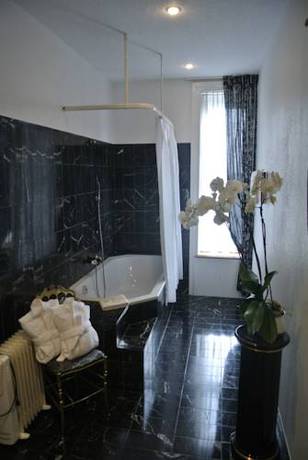 Imagen de la habitación del Hotel Park Villa, SCHAFFHAUSEN. Foto 6