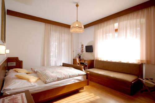 Imagen de la habitación del Hotel Park Villa Trunka Lunka. Foto 10