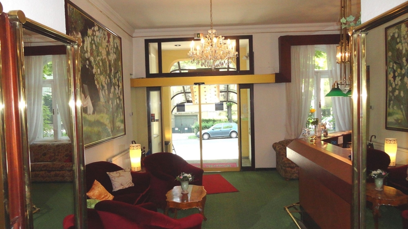 Imagen de los interiores del Hotel Park Villa, Viena. Foto 13