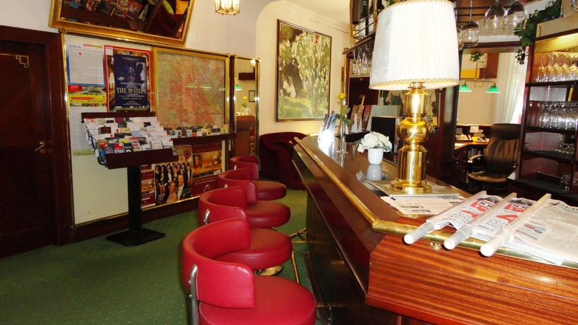 Imagen de los interiores del Hotel Park Villa, Viena. Foto 16