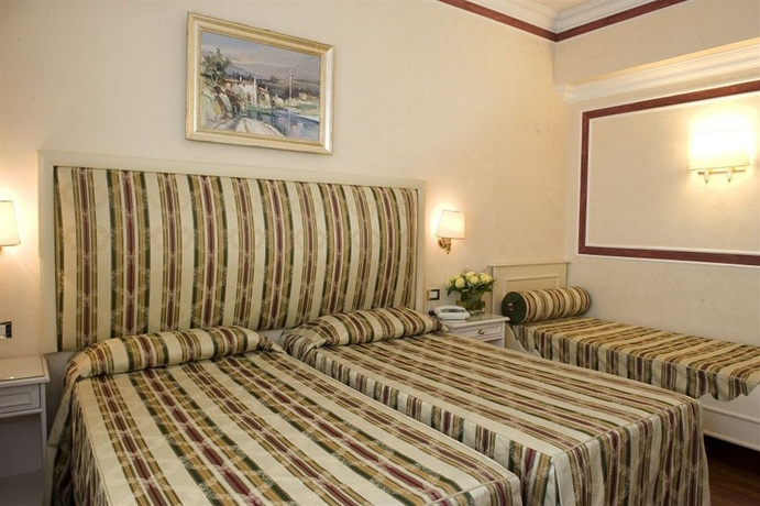 Imagen de la habitación del Hotel Park Villaferrata. Foto 5