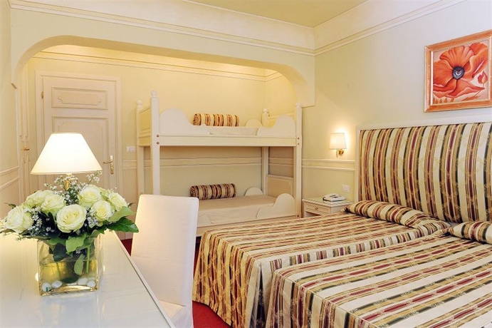 Imagen de la habitación del Hotel Park Villaferrata. Foto 8