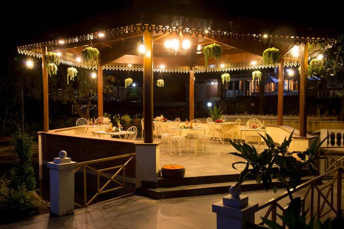 Imagen de los interiores del Hotel Park Village Hotel & Resort. Foto 9