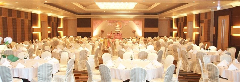 Imagen de los interiores del Hotel Park Village Rama Ii. Foto 5
