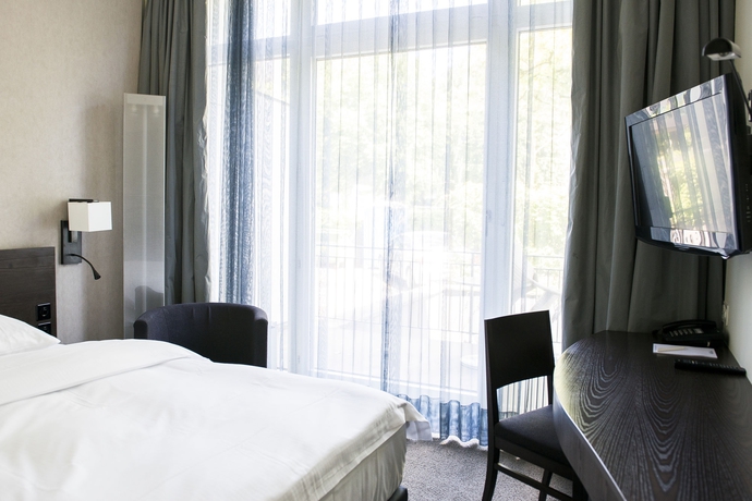 Imagen de la habitación del Hotel Park Winterthur. Foto 9