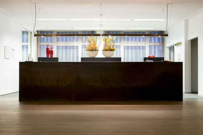 Imagen de los interiores del Hotel Park Winterthur. Foto 15