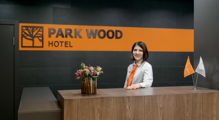 Imagen de los interiores del Hotel Park Wood. Foto 7