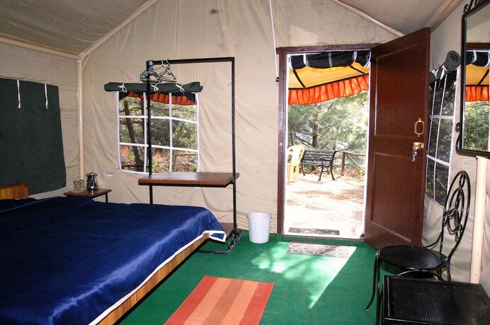 Imagen de la habitación del Hotel Park Woods Shoghi. Foto 20