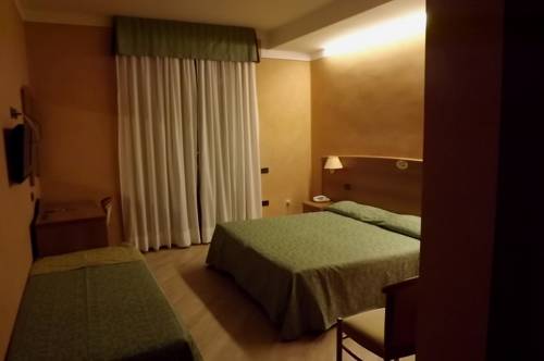 Imagen de la habitación del Hotel Park Zanzanù. Foto 2