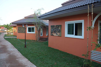 Imagen de los exteriores del Hotel Park and Pool Resort. Foto 11