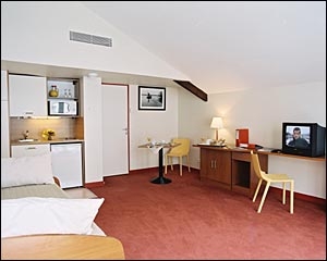 Imagen general del Hotel Park and Suites Annemasse. Foto 1