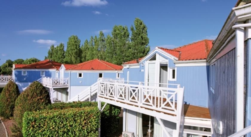 Imagen general del Hotel Park and Suites Village La Rochelle Marans. Foto 1