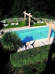 Imagen de la piscina del Hotel Park y Suites Village Cannes-mandelieu. Foto 5