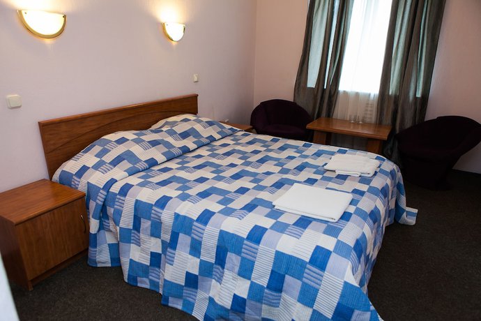 Imagen de la habitación del Hotel Park-Country. Foto 17