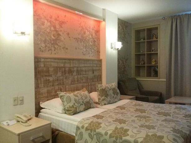 Imagen de la habitación del Hotel Park-Malikon. Foto 12