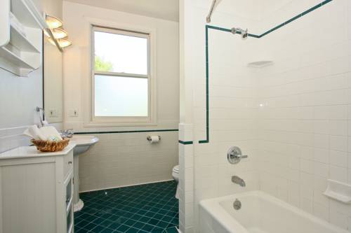 Imagen de la habitación del Hotel Parker Guest House San Francisco. Foto 4