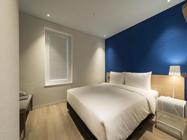 Imagen de la habitación del Hotel Parkhabio. Foto 5