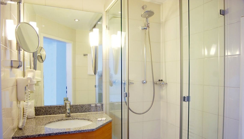 Imagen de la habitación del Hotel Parkhaus Hügel. Foto 7