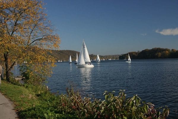 Imagen de los exteriores del Hotel Parkhaus Hügel. Foto 12