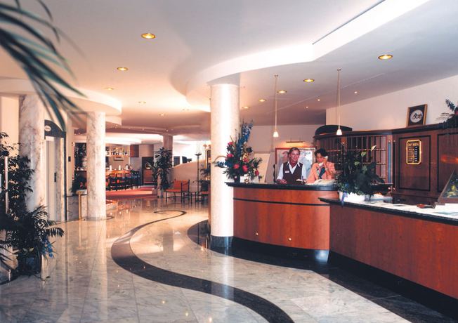 Imagen de los interiores del Hotel Parkhotel Altm&uuml;hltal. Foto 20