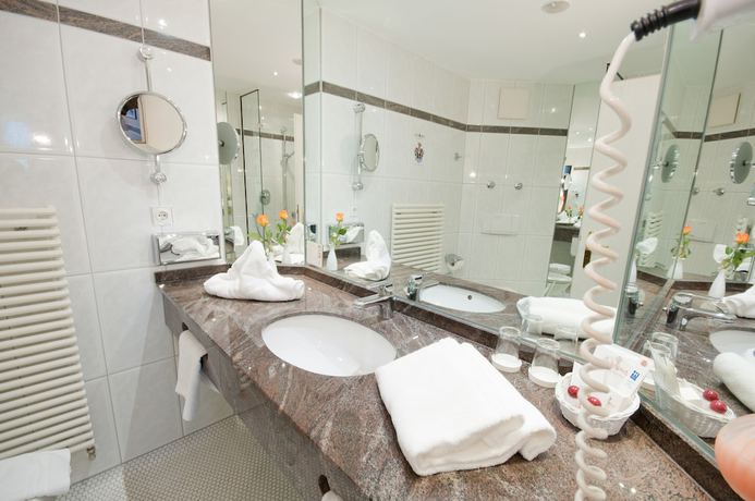 Imagen de la habitación del Hotel Parkhotel Altm&uuml;hltal. Foto 9