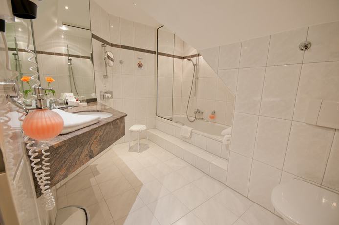 Imagen de la habitación del Hotel Parkhotel Altm&uuml;hltal. Foto 15
