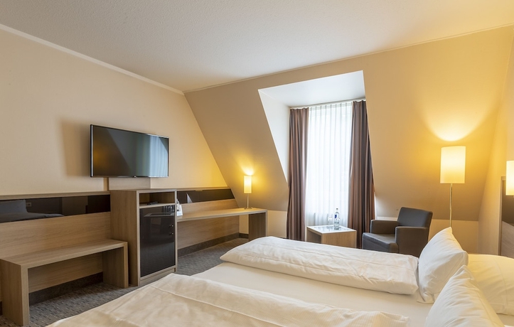Imagen de la habitación del Hotel Parkhotel Berghoelzchen. Foto 7