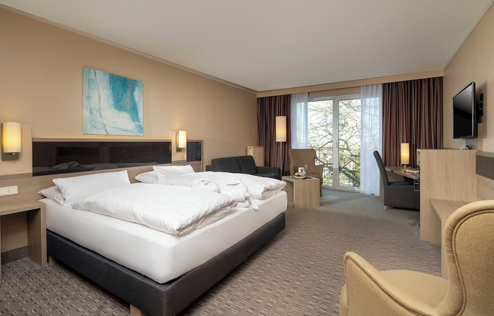 Imagen de la habitación del Hotel Parkhotel Berghoelzchen. Foto 8