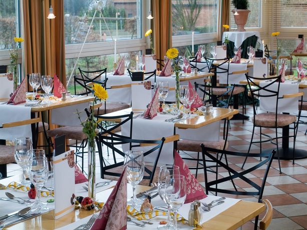 Imagen del bar/restaurante del Hotel Parkhotel Bilm Im Glück. Foto 6