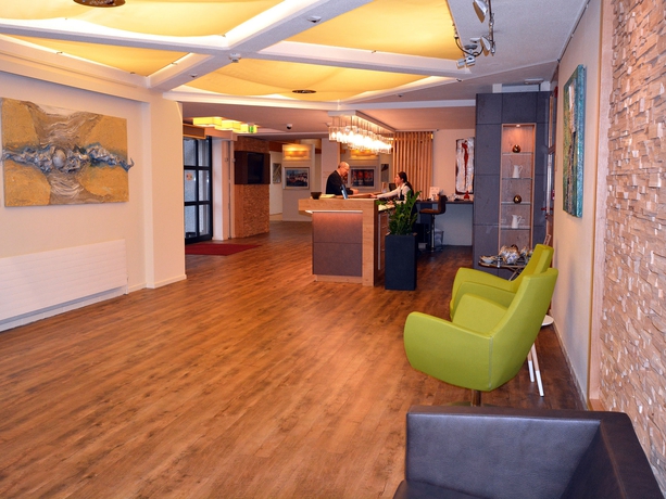 Imagen de los interiores del Hotel Parkhotel Brunauer. Foto 11