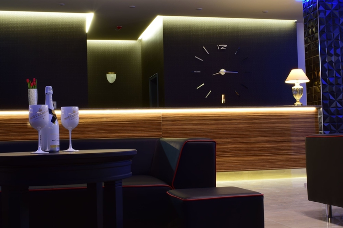 Imagen de los interiores del Hotel Parkhotel Carlsbad Inn. Foto 15