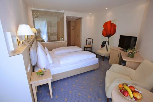 Imagen de la habitación del Hotel Parkhotel Flora. Foto 11