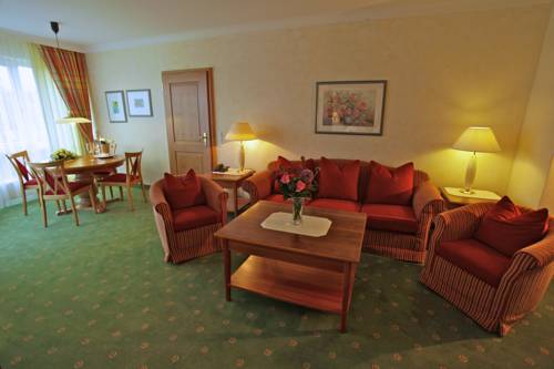 Imagen de la habitación del Hotel Parkhotel Flora. Foto 13