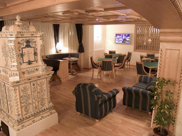 Imagen de los interiores del Hotel Parkhotel Folgarida. Foto 8
