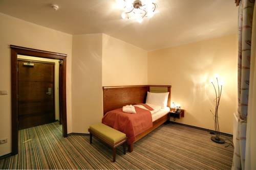 Imagen de la habitación del Hotel Parkhotel Forest. Foto 8