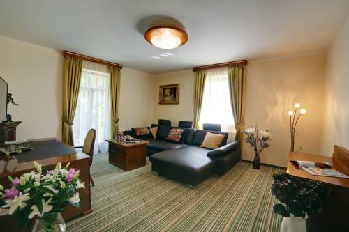 Imagen de la habitación del Hotel Parkhotel Forest. Foto 14
