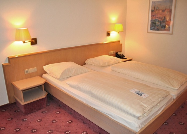 Imagen de la habitación del Hotel Parkhotel Frankfurt Airport. Foto 2