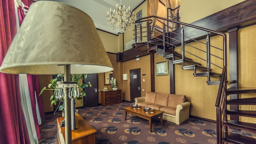 Imagen de la habitación del Hotel Park-hotel Golosievo. Foto 4