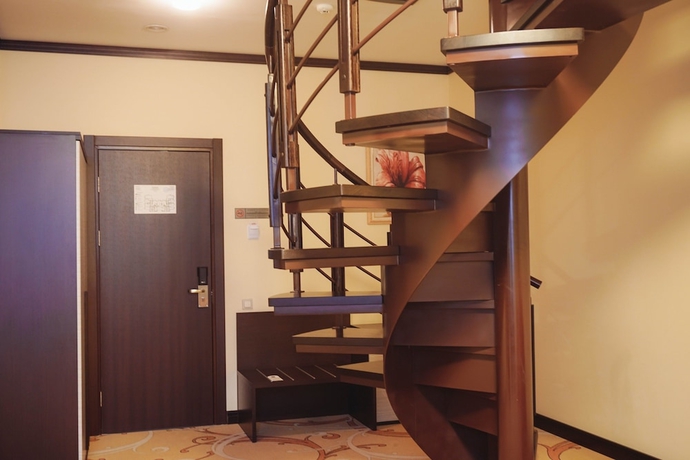 Imagen de la habitación del Hotel Park-hotel Golosievo. Foto 9