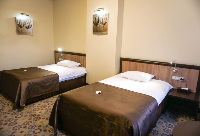 Imagen de la habitación del Hotel Park-hotel Golosievo. Foto 11